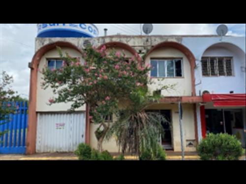 LOTE ÚNICO - NUA PROPRIEDADE DE TERRENO URBANO COM ÁREA DE 409,40M², COM CONSTRUÇÕES EM ALVENARIA, ...