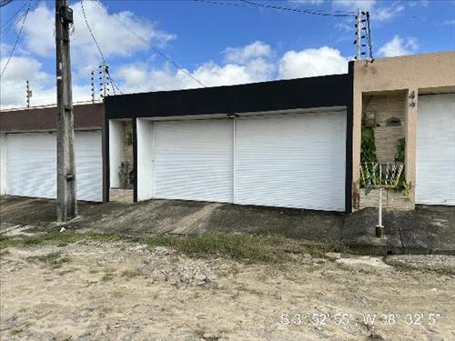 Casa             -   - 90,00m2