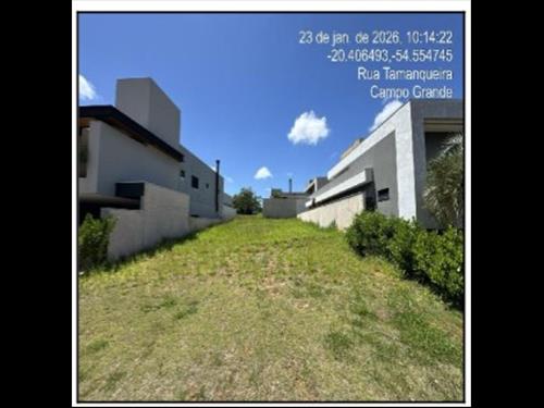 Terreno          -   - 379,90m2