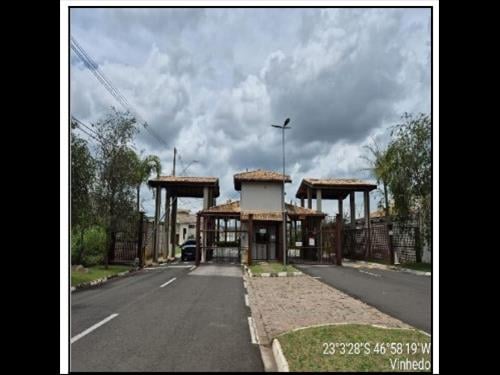 Terreno          -   - 488,21m2