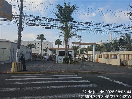Apartamento, 87,96 m2 de área total, 44,01 m2 de á...