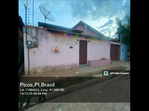 Casa             -   - 65,00m2
