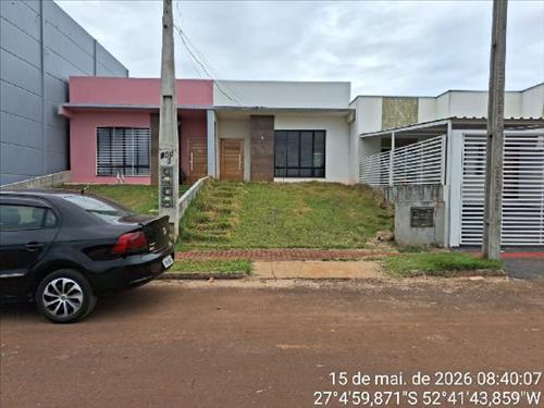 Casa             -   - 60,00m2