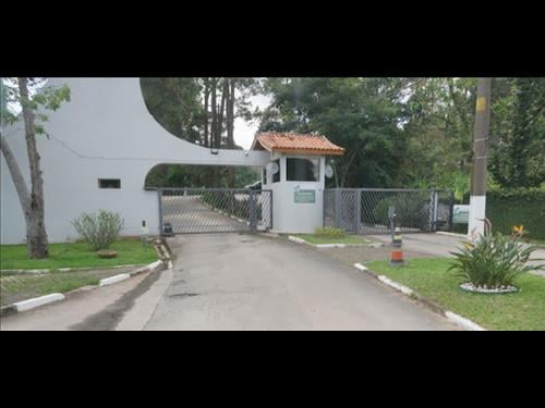 LOTE 001        Direitos sobre Terreno de 1.460,78m² de Co...