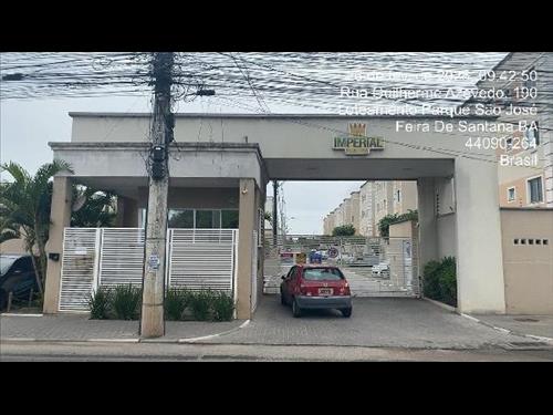 Apartamento      -   - 46,73m2