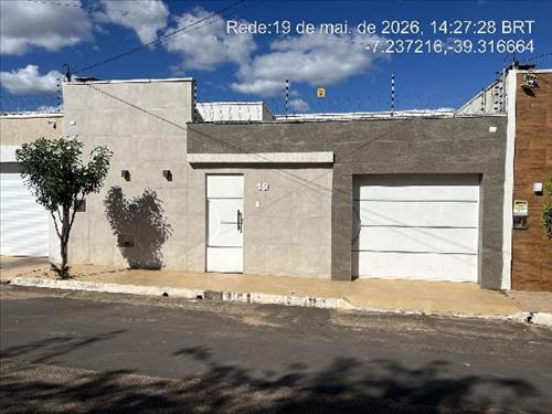 Casa             -   - 127,30m2