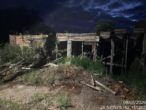 Terreno          -   - 270,35m2