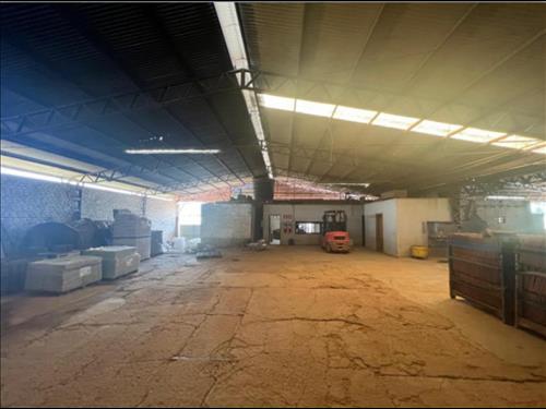 TERRENO RURAL COM 61.107,125M² E 4 GALPÕES INDUSTRIAIS NÃO AVERBADOS EM BOM PRINCÍPIO/RS