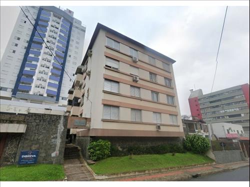 Apartamento à venda em leilão