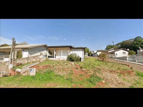 Leilão de Terreno Urbano com Casa em Carazinho/RS