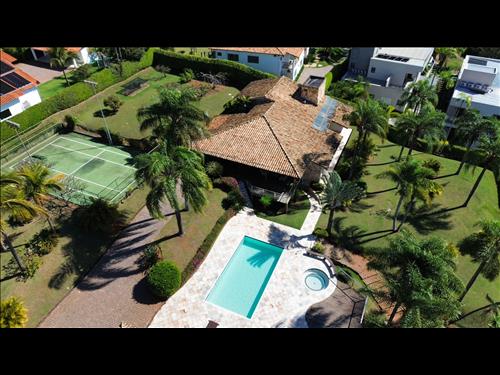 MANSÃO EM ESCARPAS DO LAGO - 3.000m² DE TERRENO | 04 QUARTOS | QUADRA | PISCINA | ÁREA GOURMET | CA...