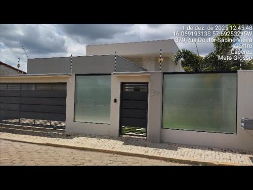 Casa             -   - 260,34m2