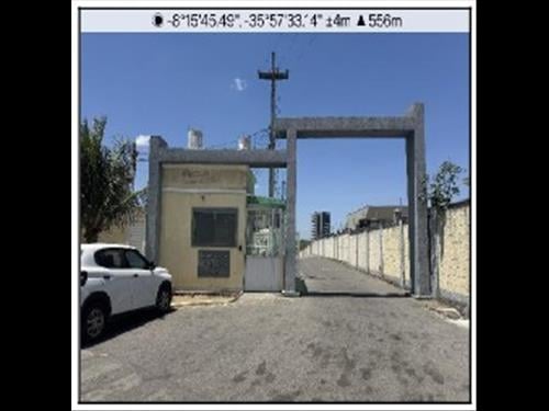 Apartamento      -   - 64,69m2