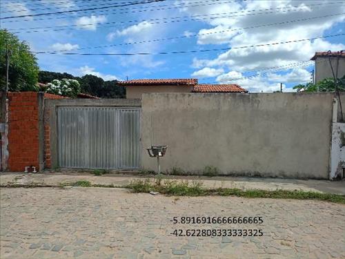 Casa             -   - 67,52m2