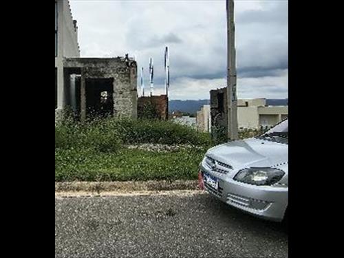 Terreno          -   - 125,00m2