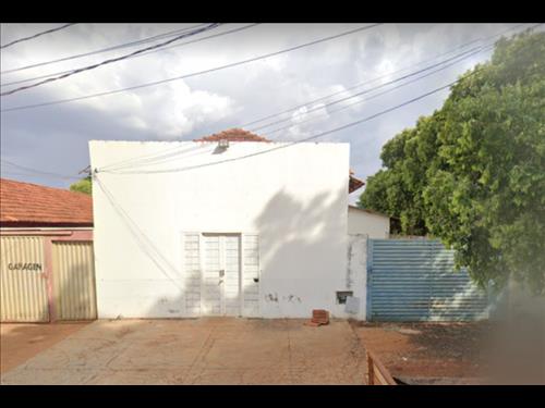 LOTE 001        Imóvel em Terreno de 216,00m² no Centro de...