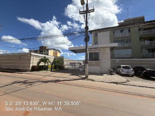 Apartamento, 70,01 m2 de área total, 57,23 m2 de á...