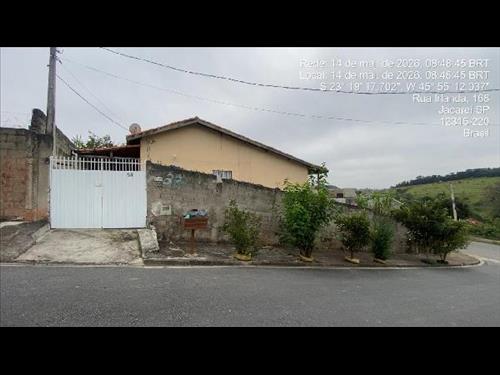 Casa, 54,94 m2 de área total, 54,94 m2 de área pri...