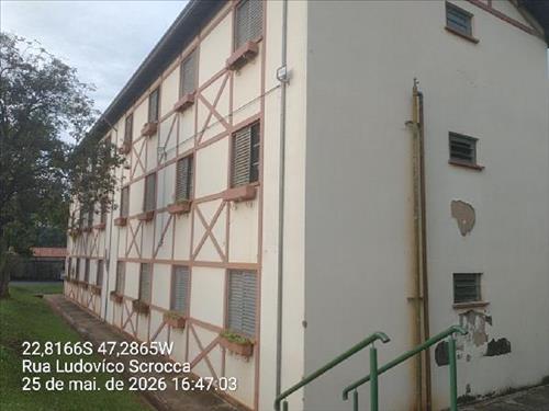 Apartamento, 79,18 m2 de área total, 48,74 m2 de á...