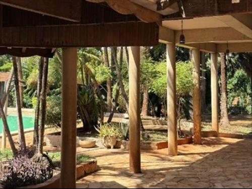 LOTE 002        SOBRADO em CONDOMINIO RESIDENCIAL