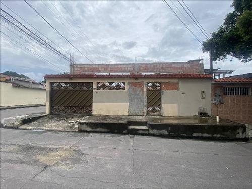 Casa           - AREA_PRIVATIVA- 42,69- AREA_TERRE