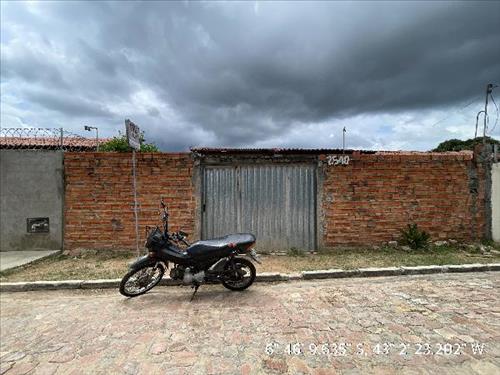 Casa           - AREA_PRIVATIVA- 83,89- AREA_TERRE