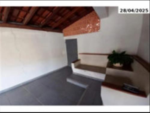 Campo Belo/MG - Casa de 02 pav. 225m² - Terreno 306m² - Peugeot/206 Selection - 02/02