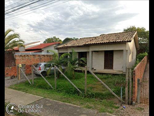 Imóvel com área de 360,34m², no Loteamento Antônio Checluski, bairro Tereza Cristina, em Içara/SC