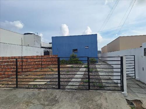 Casa             -   - 100,00m2