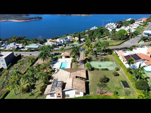 MANSÃO EM ESCARPAS DO LAGO - 3.000m² DE TERRENO | 04 QUARTOS | QUADRA | PISCINA | ÁREA GOURMET | CA...