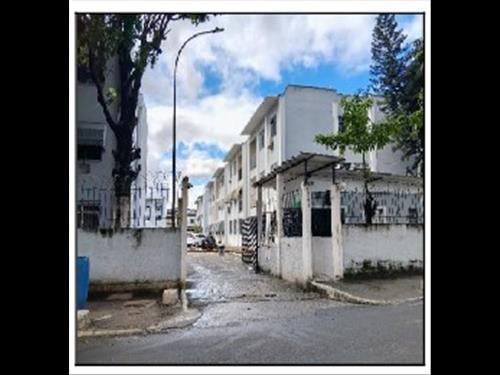 Apartamento      -   - 63,00m2