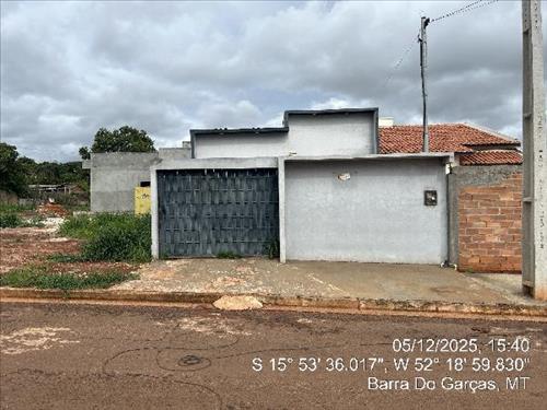 Casa             -   - 100,00m2