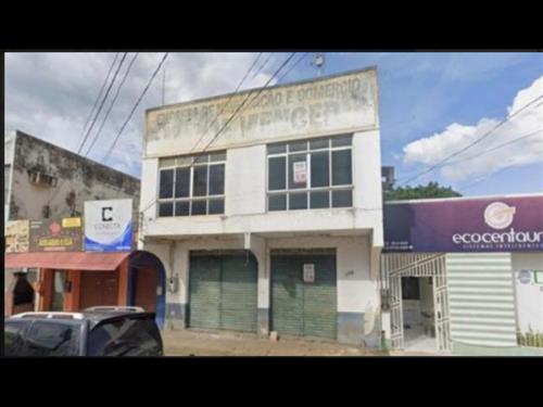 LOTE 2076        PRÉDIO COMERCIAL, COM Área de 176m², Trav...
