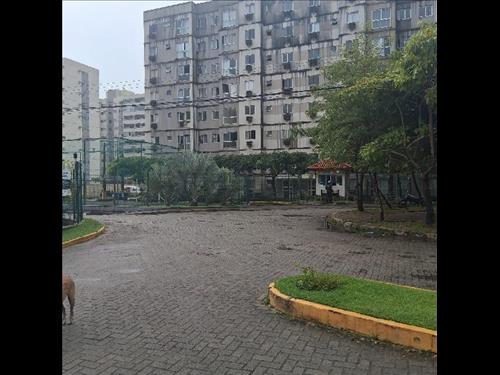 Apartamento      -   - 76,37m2