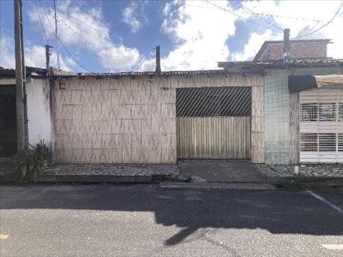 Casa             -   - 25,69m2