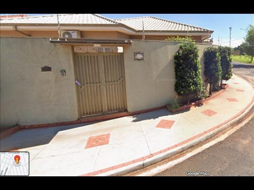 LOTE 001        PARTE IDEAL - 50% de CASA RESIDENCIAL loca...