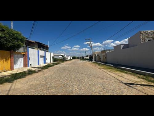 LOTE 017        Casa (Sobrado) Lote 02 Qd C - Planalto das...