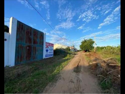 LOTE 020        Casa (Sobrado) Lote 01 Qd C - Planalto das...