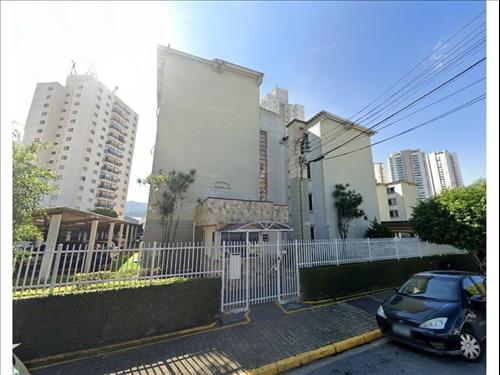 Apartamento à venda em leilão