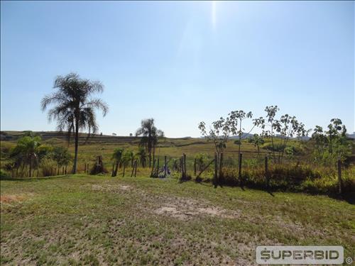 Terreno 12,1ha em Jacareí/SP | Frente Rod. Pres. Dutra (KM 177) | Desocupado- Área Estratégica p/ L...