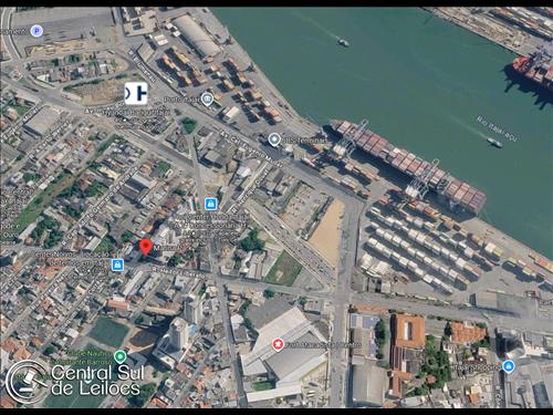 Apartamento nº 525, bloco B, com vaga de garagem nº 210, no Ed. Residencial Marina Park, Centro, em...