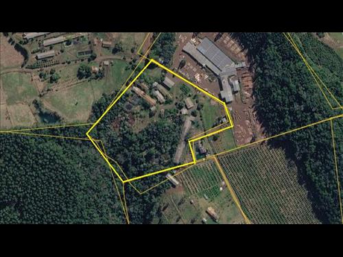 Área rural com Granja