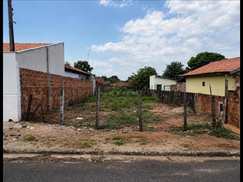 Terreno com 410 m² - Pereira Barreto - SP