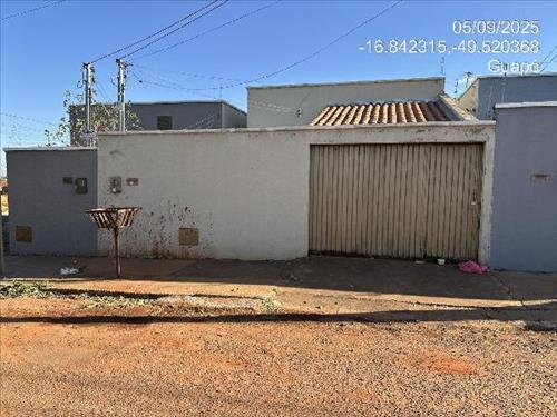 Casa             -   - 76,00m2