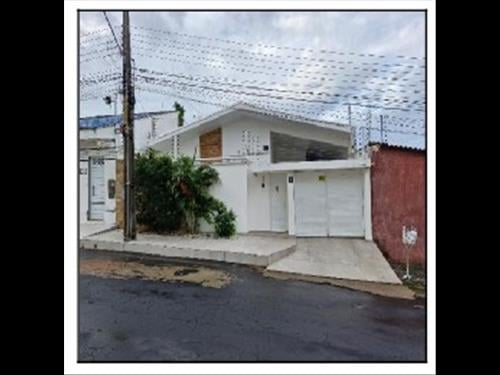Casa             -   - 160,00m2