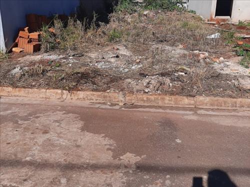 TERRENO RETANGULAR, com 180,00m2, constituído por parte dos lotes no 05, 06 e 07 da quadra P. Obser...