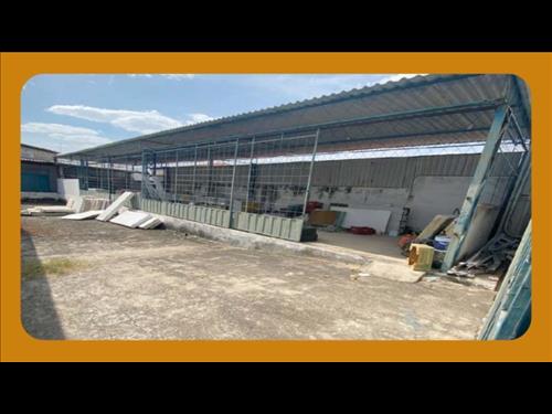 01 GALPÃO FORRADO DE TELHAS DE FIBROCIMENTO EM SUA METADE, LOCALIZADO NO JARDIM EUROPA. QUADRA 01-A...