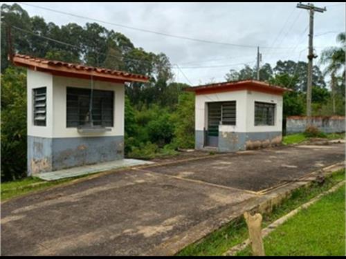 Imóvel Rural, A.T. 19ha, A.C. 7.362m², antigo abatedouro, galpões, casas, Três Pontes