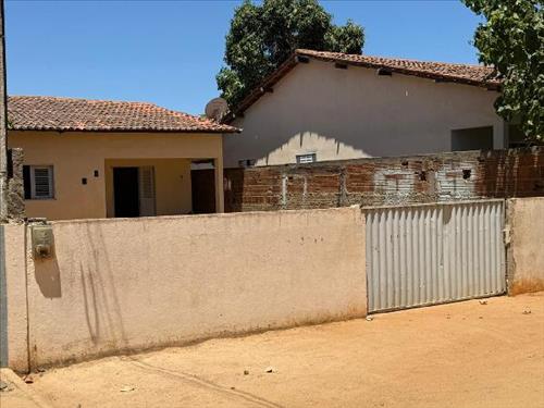 Casa             -   - 70,00m2