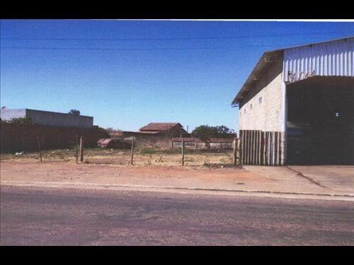 IMÓVEL URBANO COM ÁREA DE 253,41M2 EM BELA VISTA DE GOIÁS-GO, AVALIADO EM R$ 170.000,00